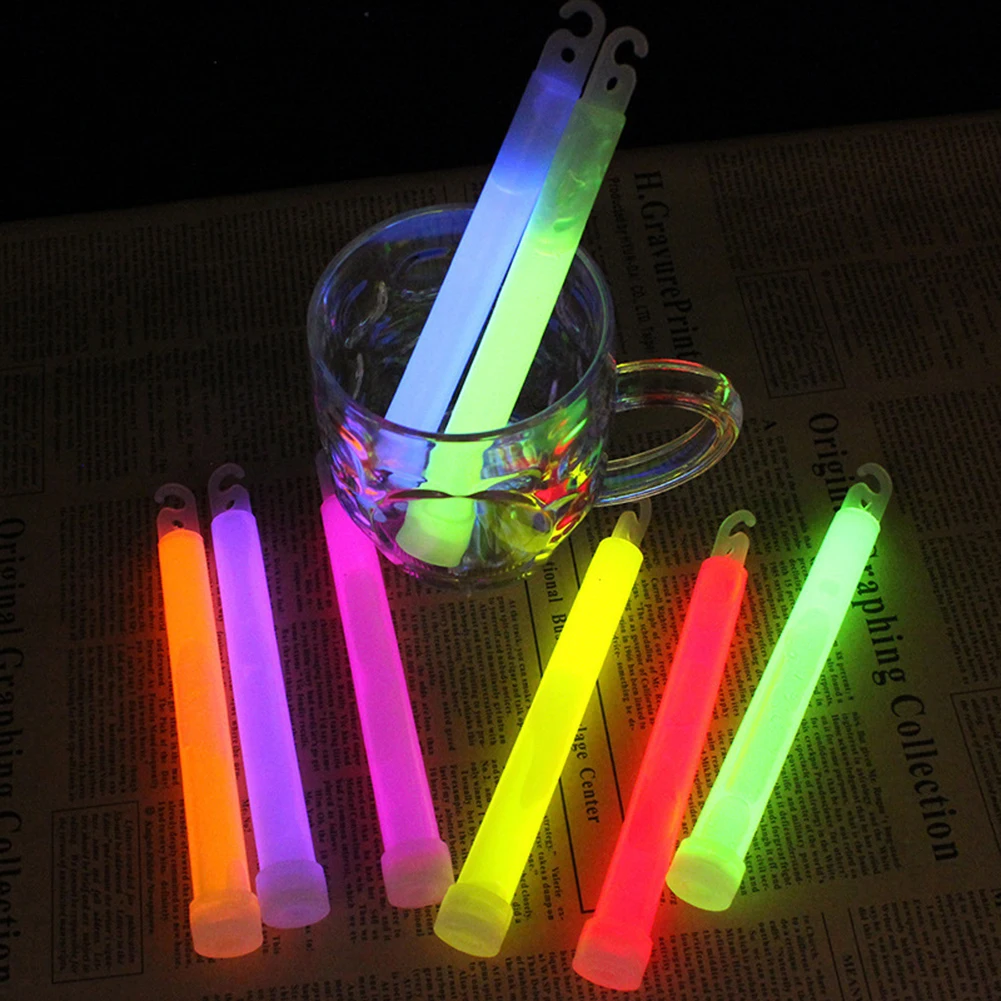 are glow sticks toxic